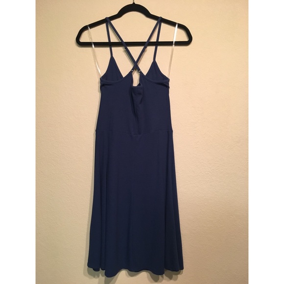 Cross back spaghetti strap dress - Picture 2 of 5